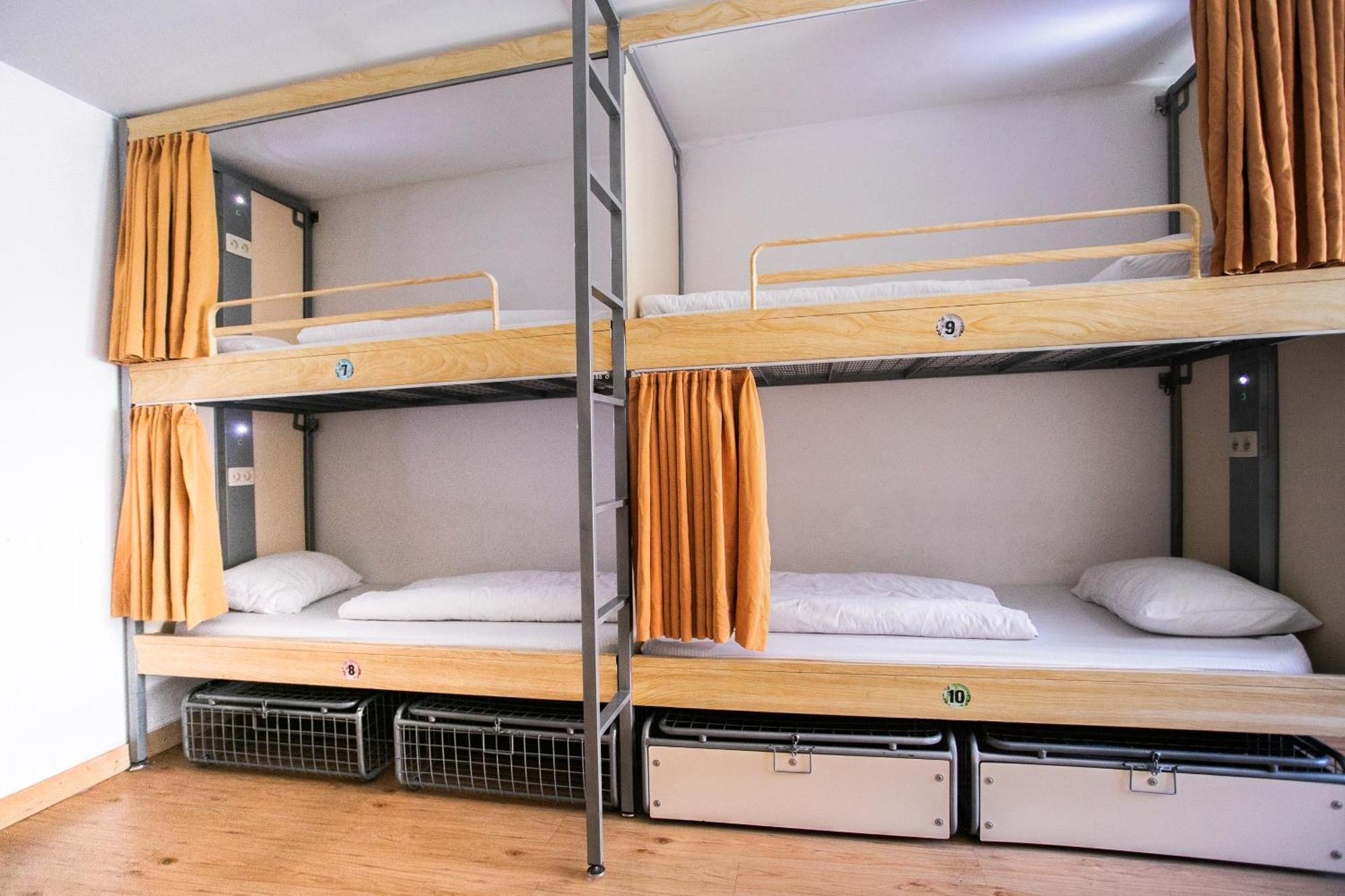 St Christopher'S Inn Hostel At The Bauhaus Brugge Rom bilde