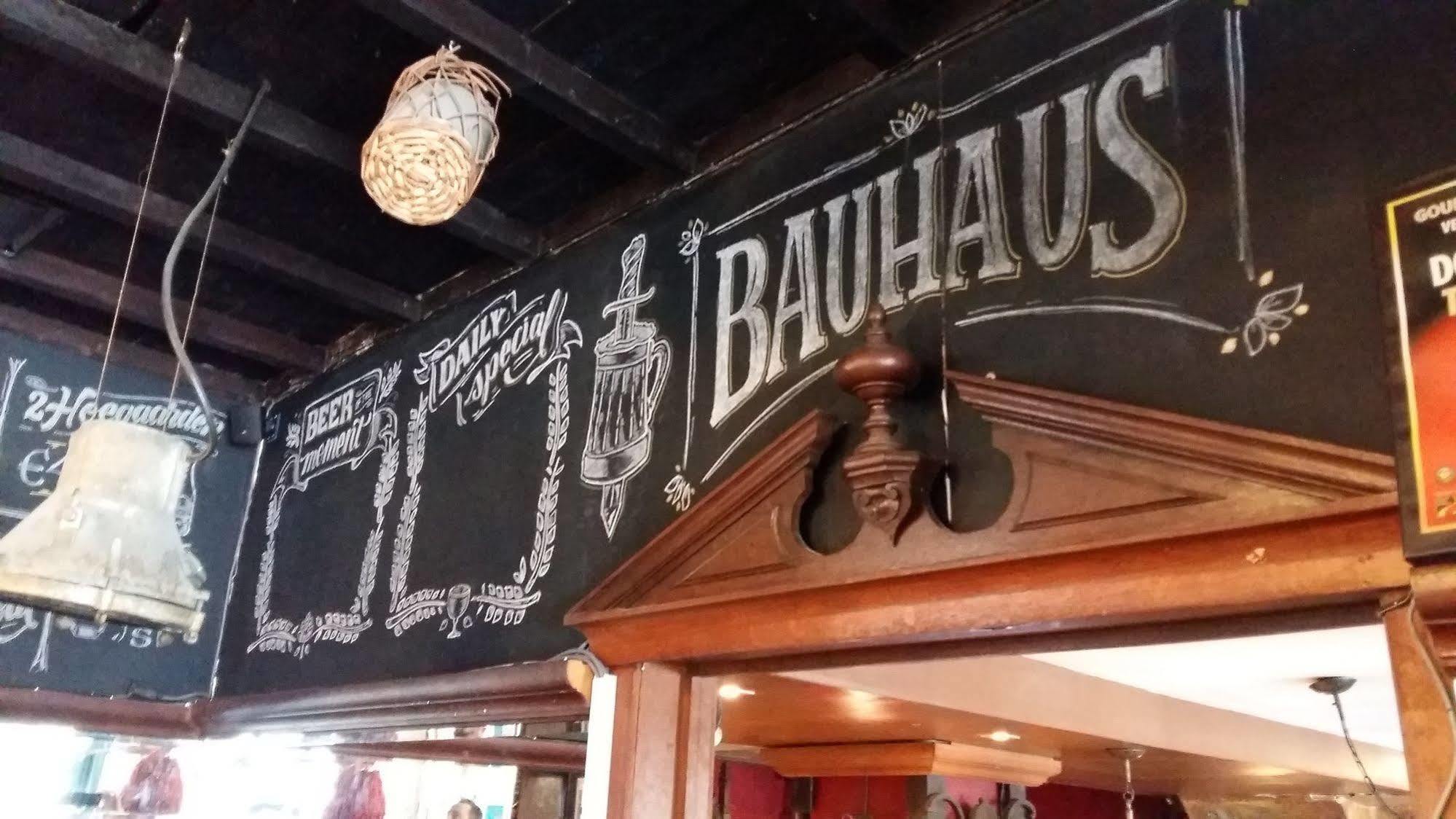 St Christopher'S Inn Hostel At The Bauhaus Brugge Eksteriør bilde